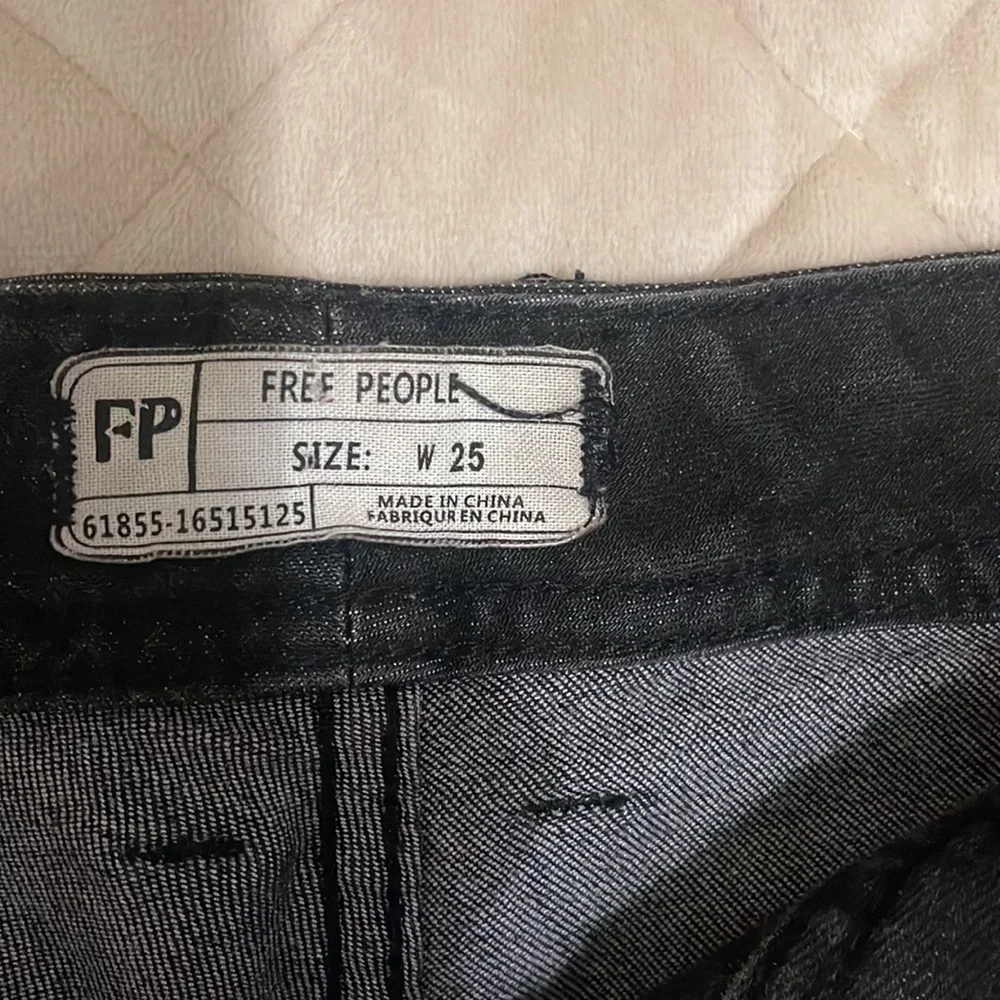 Jeans - Picture 4 of 4